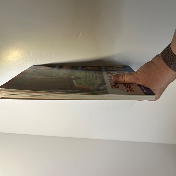 Birdhouses & More DIY Outdoor Bird Feeder Guide Book - Picture 6 of 14